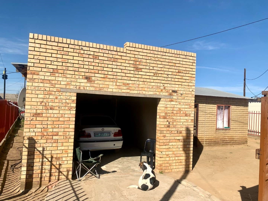 2 Bedroom Property for Sale in Rodenbeck Free State